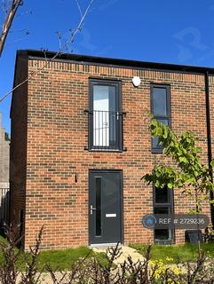 3 bedroom semi-detached house to rent, Shergar Way, Salford, M6
