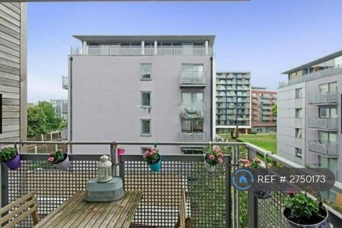 1 bedroom in a flat share to rent, Ensuite, London, SE13