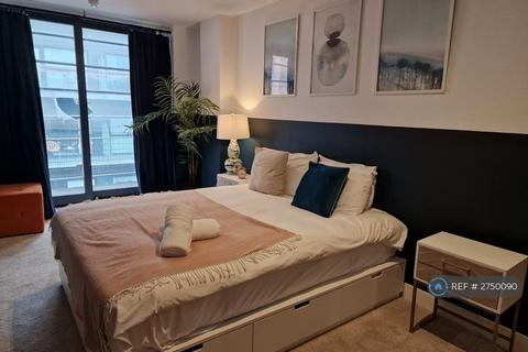 2 bedroom flat to rent, Advent House, Manchester, M4