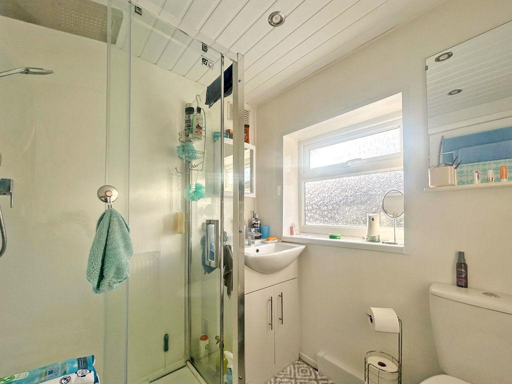 Family Shower Room