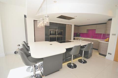 undefined, Upton Lane, Widnes