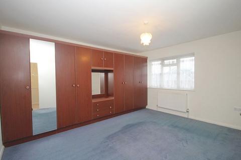 3 bedroom property for sale, Priory Gardens, Wembley