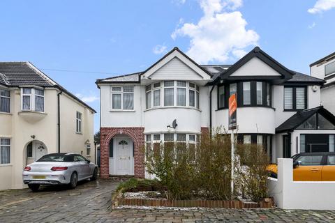 3 bedroom end of terrace house for sale, Carlyon Avenue, Harrow