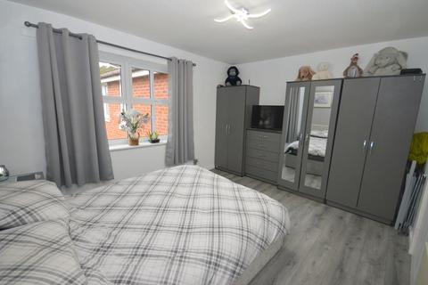 2 bedroom apartment for sale, Darlington Court, Widnes