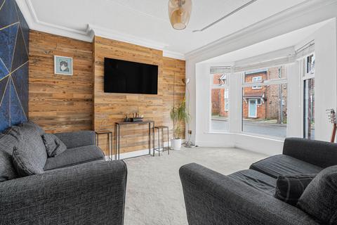 3 bedroom end of terrace house for sale, Brooklands Road, Bletchley, Milton Keynes