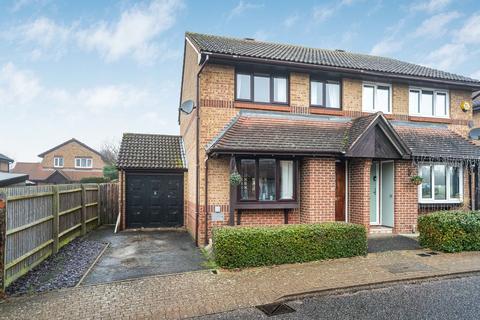 3 bedroom semi-detached house for sale, Wetherby Gardens, Bletchley, Milton Keynes