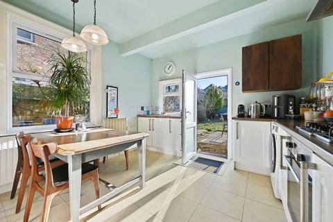 2 bedroom flat for sale, Vaughan Road, Harrow