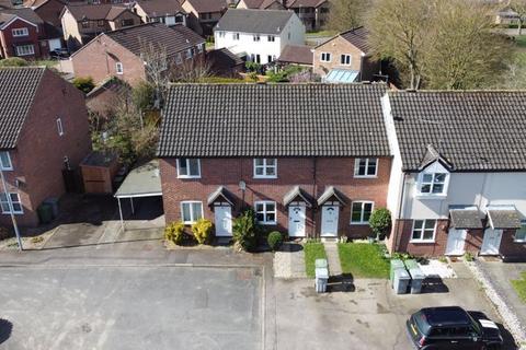 2 bedroom terraced house to rent, Priors Drive, Old Catton, Norwich, NR6