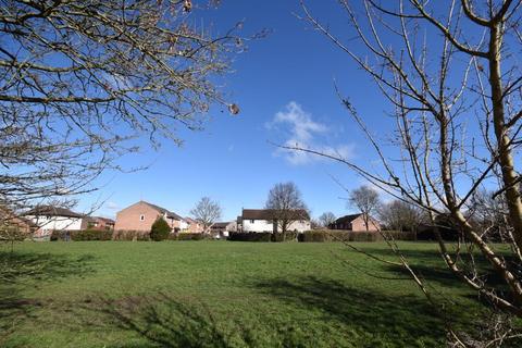 2 bedroom terraced house to rent, Priors Drive, Old Catton, Norwich, NR6