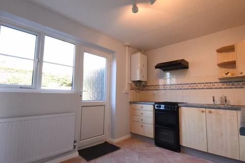 2 bedroom terraced house to rent, Priors Drive, Old Catton, Norwich, NR6