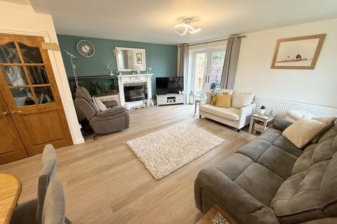 3 bedroom terraced house for sale, Bideford Green, Linslade LU7