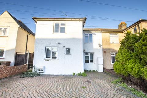 3 bedroom semi-detached house to rent, Leigh Place, Welling DA16
