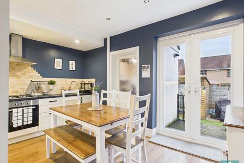 2 bedroom terraced house for sale, Shaw Road, Oldham OL2