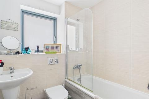 2 bedroom end of terrace house for sale, Eastview, Chatham