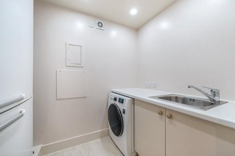 2 bedroom apartment for sale, Earls Court Road, Kensington, London, W8