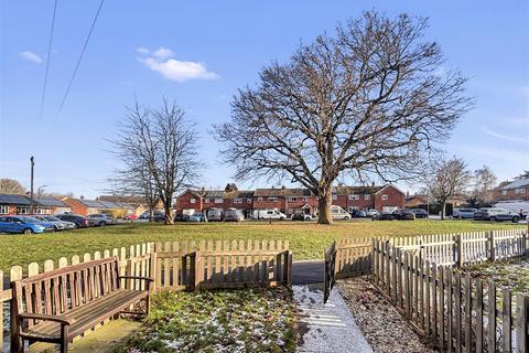 undefined, Oaktree Close, Moreton Morrell, Warwick