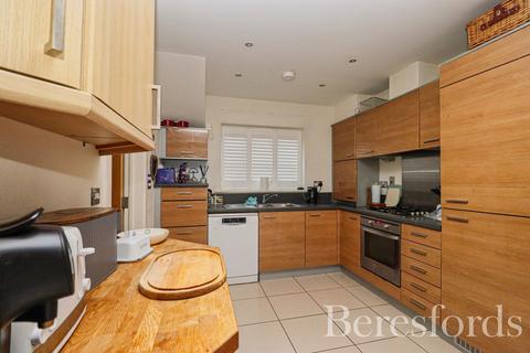 3 bedroom link detached house for sale, Greenland Gardens, Great Baddow, CM2