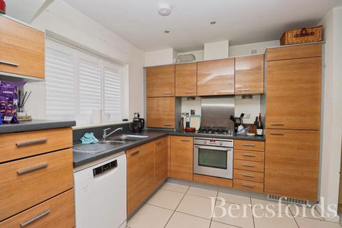 3 bedroom link detached house for sale, Greenland Gardens, Great Baddow, CM2