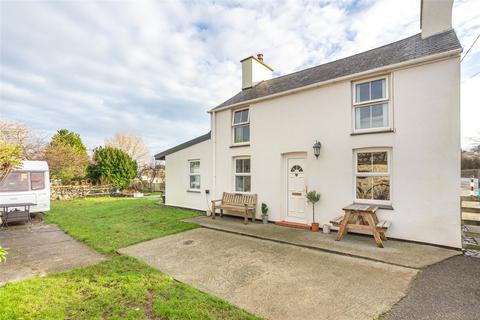 3 bedroom detached house for sale, Ffordd Tan Y Bryn, Amlwch, Isle of Anglesey, LL68
