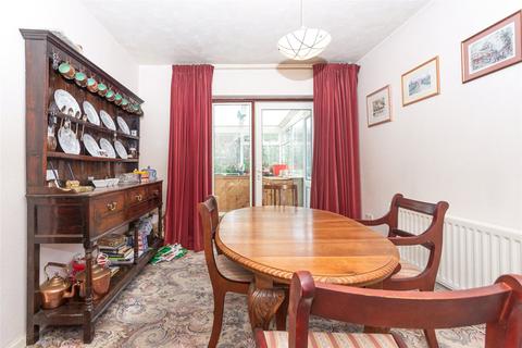 3 bedroom bungalow for sale, Zealand Park, Caergeiliog, Holyhead, Isle of Anglesey, LL65