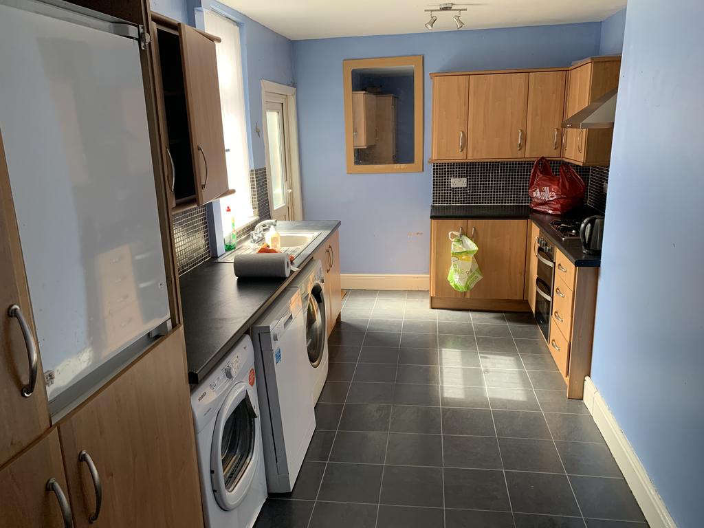 End Terrace for rent