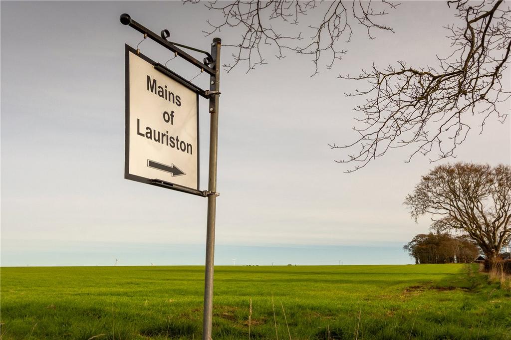 Mains Of Lauriston