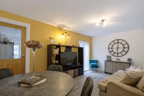 2 bedroom end of terrace house for sale, Clive Road, Eston, TS6