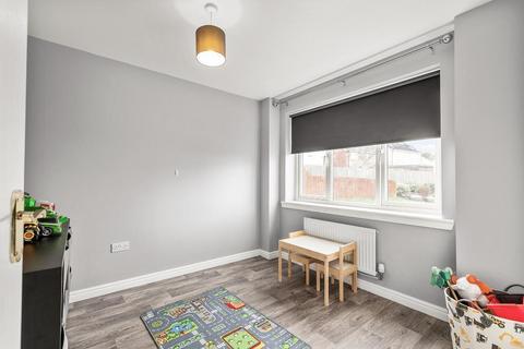 4 bedroom detached house for sale, Kinnaird, Larbert FK5