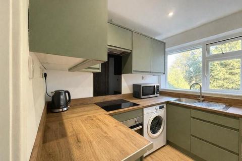 undefined, Heywood Drive, Round Green, LU2 7LP