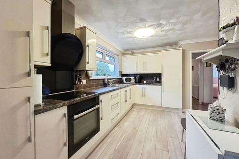 undefined, Waltons Avenue, Southampton SO45