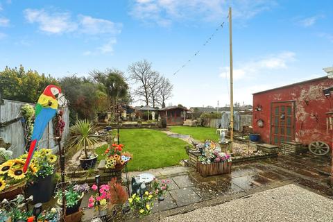 3 bedroom detached bungalow for sale, Waltons Avenue, Southampton SO45