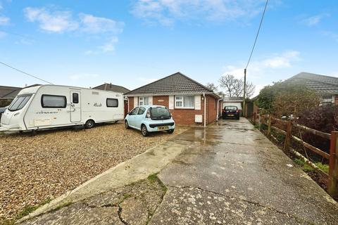 3 bedroom detached bungalow for sale, Waltons Avenue, Southampton SO45