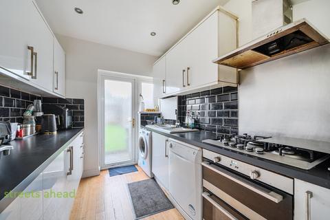 3 bedroom terraced house for sale, Thornton Road, Thornton Heath, CR7
