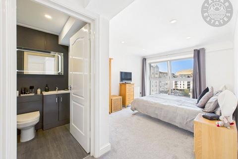 2 bedroom apartment for sale, “Bright, modern home with open-plan living close to Plymouth’s vibrant waterfront”