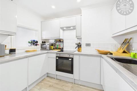 2 bedroom apartment for sale, “Bright, modern home with open-plan living close to Plymouth’s vibrant waterfront”