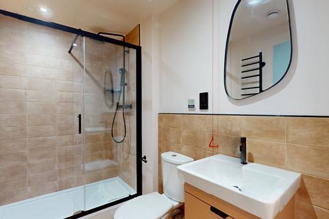 Studio to rent, Uxbridge Road