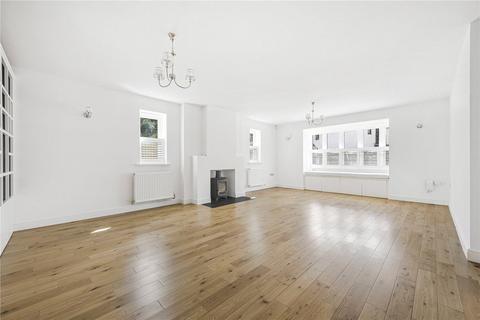 4 bedroom detached house to rent, Park Close, Kirtlington