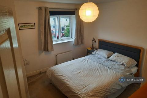 3 bedroom semi-detached house to rent, Yorkley Road, Cheltenham, GL52
