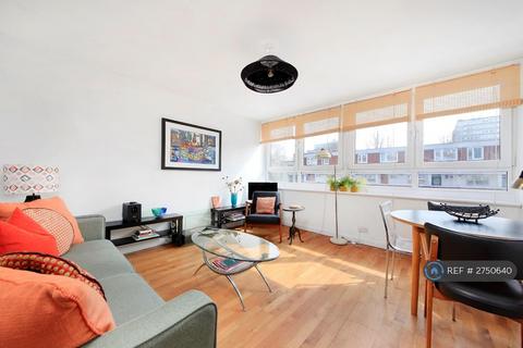 2 bedroom flat to rent, Musgrave Court, London, SW11