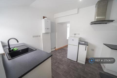 3 bedroom end of terrace house to rent, Heol Siloh, Llanelli, SA15