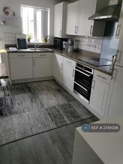 1 bedroom in a house share to rent, Honeysuckle Road, Emersons Green, Bristol, BS16