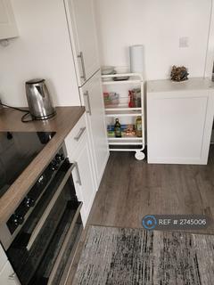 1 bedroom in a house share to rent, Honeysuckle Road, Emersons Green, Bristol, BS16