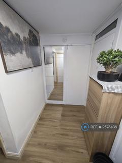 undefined, Brentford, London, TW8