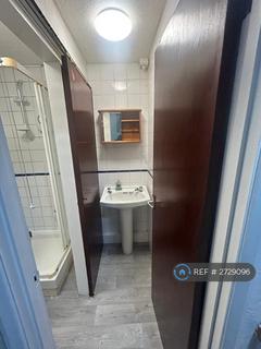 undefined, Eastern Road, Romford, RM1