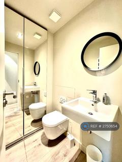 1 bedroom flat to rent, Battersea Park Road, London, SW8