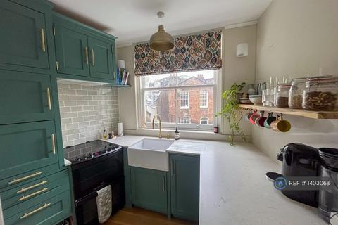 1 bedroom maisonette to rent, St. John Street, London, EC1V