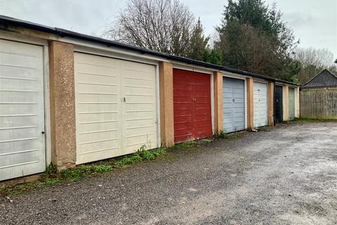 Terraced house to rent, The Gables, Wellington