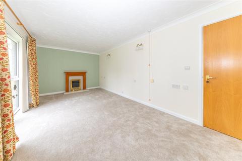 2 bedroom apartment for sale, Lawnsmead Gardens, Newport Pagnell, Buckinghamshire, MK16