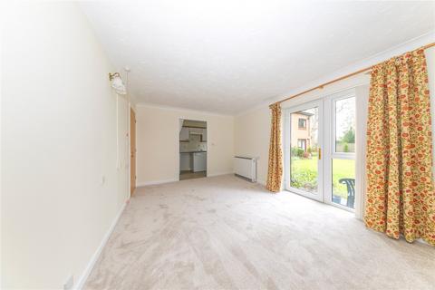 2 bedroom apartment for sale, Lawnsmead Gardens, Newport Pagnell, Buckinghamshire, MK16
