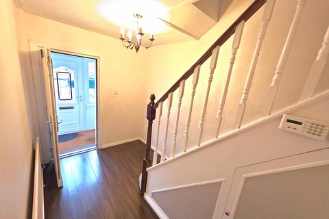 4 bedroom terraced house for sale, Yeomen Way, Ilford